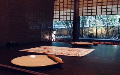 小割烹おはし/オハシの店内2